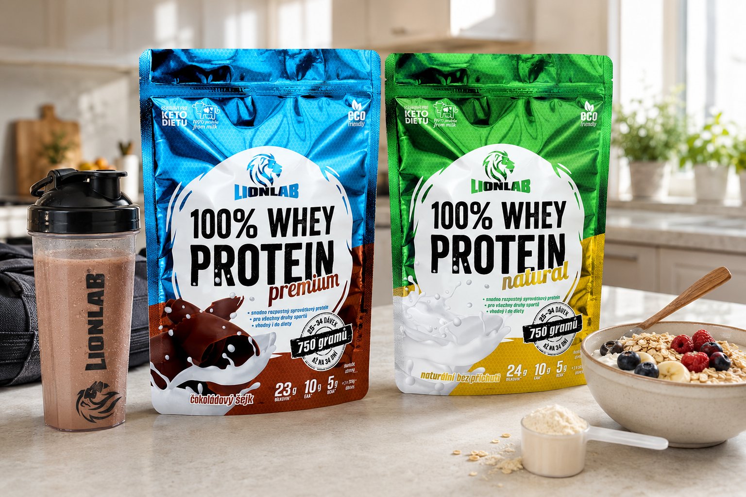 100 % Whey Protein vs Whey Protein Natural: příchutě, nebo čistá bílkovina?